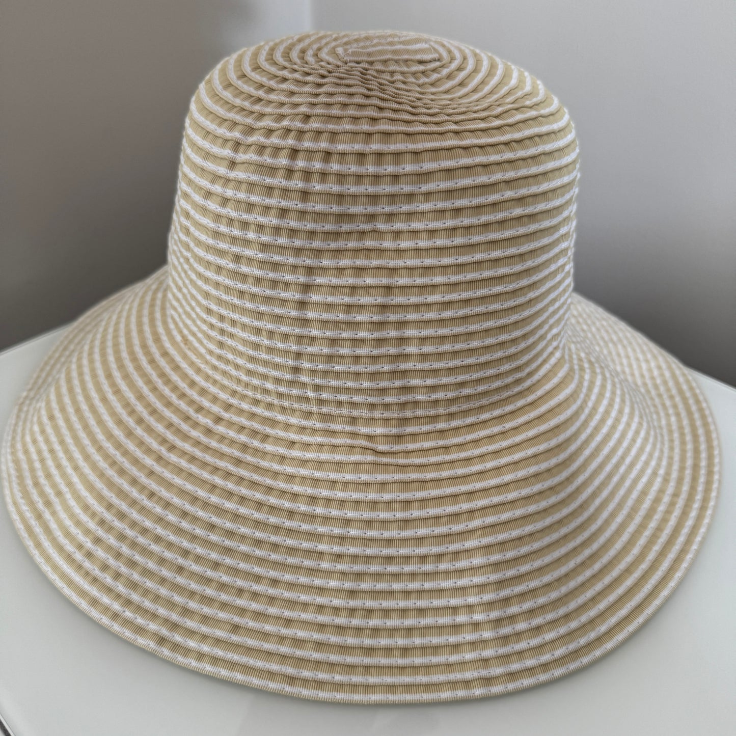 Foldable Sun Hat - Fold it, Pack it, Wear it